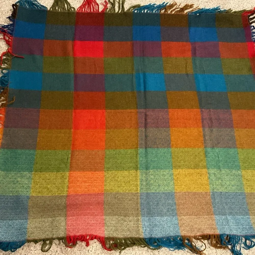 Unbranded bright squares